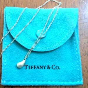 Peretti Tiffany & Co Teardrop necklace